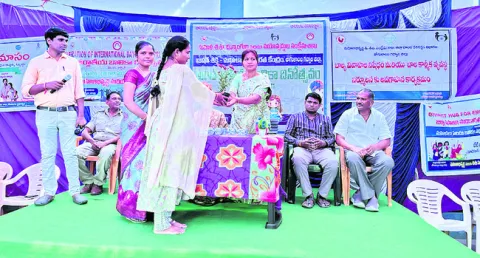 బాల్యవివాహాలు  చట్టరీత్యా నేరం
