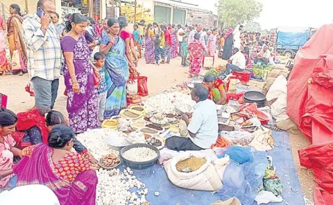weekend market to a modern Bigmart In Villages