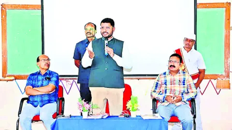 డిజిటల్ లిటరసీతో బోధన సులువు