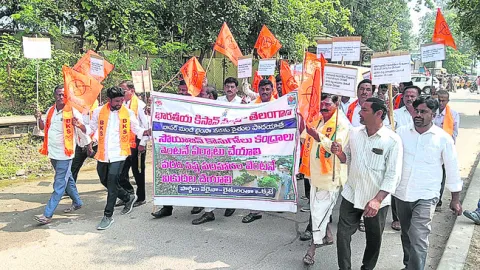 రైతుల పాదయాత్ర షురూ..