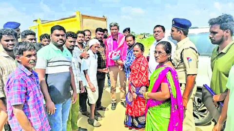 రైల్వే మల్టీ యూనిట్ పనులు వేగవంతం చేయాలి