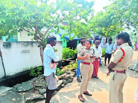 ఎస్సీ,ఎస్టీ కేసుపై డీఎస్పీ విచారణ