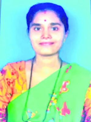 ఉరేసుకుని వివాహిత..