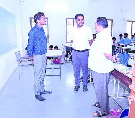 మెరుగైన సౌకర్యాలు కల్పించాలి