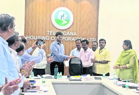 ఇందిరమ్మ ఇళ్ల ప్రగతిలో జిల్లాకు రెండో స్థానం