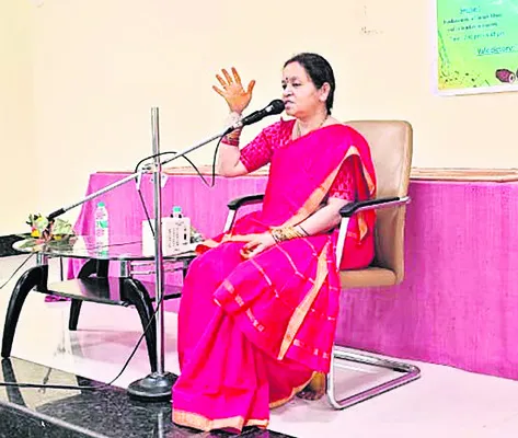 ట్రిపుల్ ఐటీలో మ్యూజిక్ వర్క్షాప్ నిర్వహణ