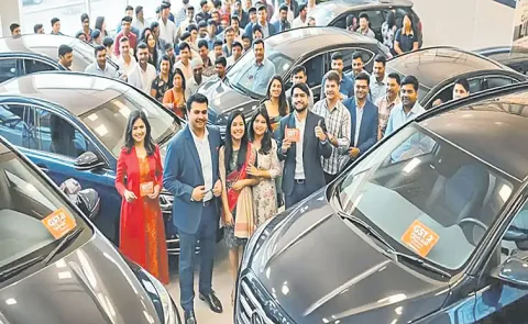September auto sales hit record high as festivel and gst cuts