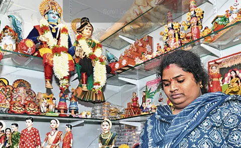 Meaningful Bommala Koluvu In Different Occasions