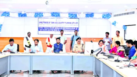 పట్ణణ అభివృద్ధికి మహర్దశ