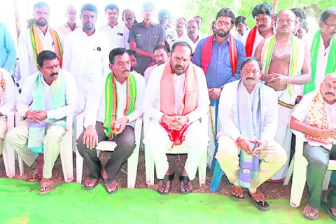 బీసీ సంఘాల బంద్కు కాంగ్రెస్ మద్దతు