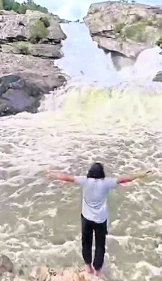 ఇంకా కనిపించని  యువకుడి జాడ