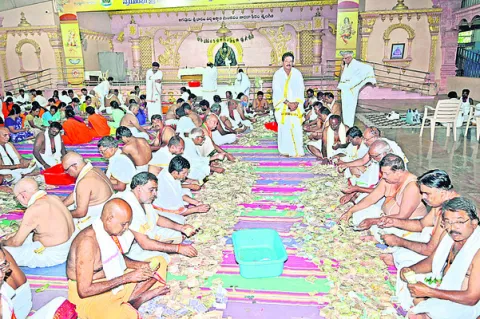 కాణిపాకం హుండీ ఆదాయం రూ.1.77 కోట్లు