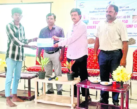 మేతల యాజమాన్యం ఆక్వాలో ప్రాముఖ్యం