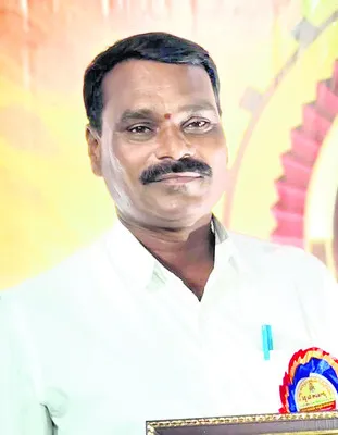 ఆర్థిక ఇబ్బందులతో ఉరేసుకుని ఆత్మహత్య