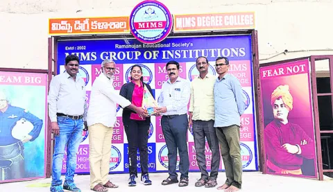 సౌత్జోన్ పోటీలకు ఎంపిక