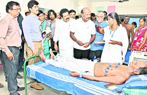 స్టాలిన్ వైద్య శిబిరంలో మంత్రి తనిఖీలు