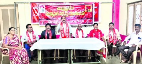 మున్సిపల్ కార్మికుల సమ్మె జయప్రదానికి పిలుపు