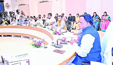 471 పంచాయతీ కార్యాలయాలకు శంకుస్థాపన