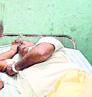 చిత్తూరులో బీసీ నేతపై ఎమ్మెల్యే అనుచరుల దాడి