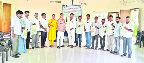 సబ్సిడీపై పొద్దు తిరుగుడు విత్తనాలు