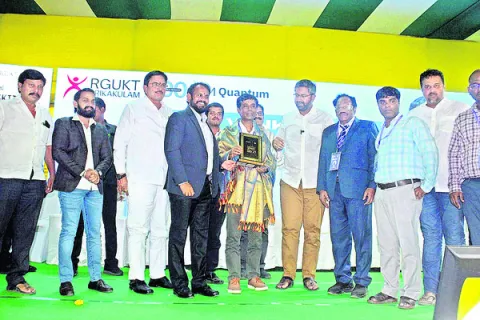 ఘనంగా క్విసిక్ఫాల్ ఫెస్ట్ ప్రారంభం