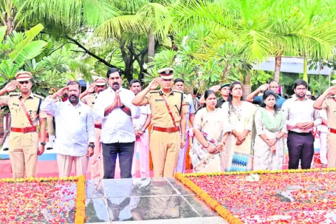 పోలీస