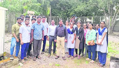 సబ్ స్టేషన్ను సందర్శించిన ఆర్జీయూకేటీ విద్యార్థులు