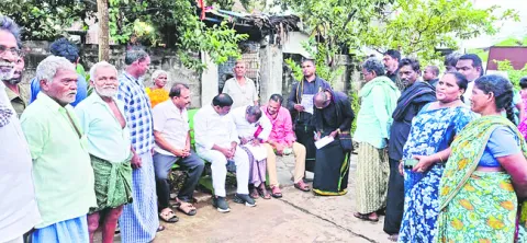 మెడికల్ కాలేజీలను ప్రైవేటీకరిస్తే సహించం
