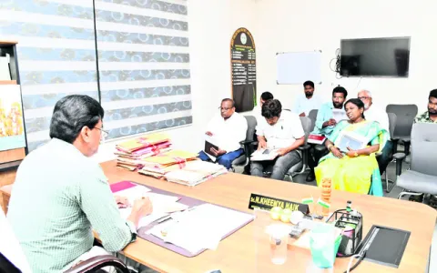 కేంద్రాల నిర్వాహకులకు పకడ్బందీ శిక్షణ