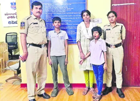 శభాష్ పోలీస్..