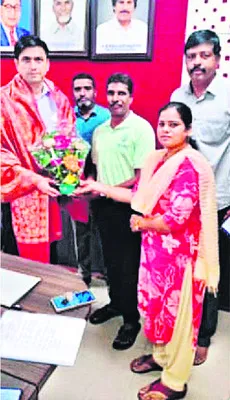 వాలీబాల్ పోటీలు విజయవంతం చేయండి