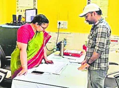 వైద్య సేవల్లో నిర్లక్ష్యం తగదు