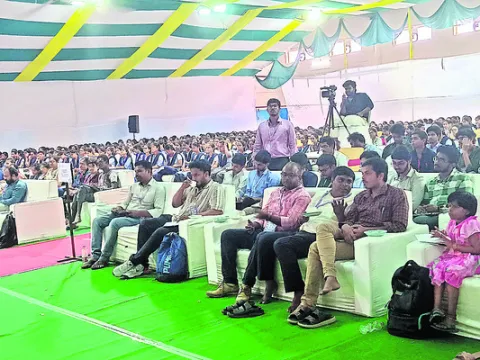 ఉత్సాహంగా క్విసిక్ ఫాల్ ఉత్సవం