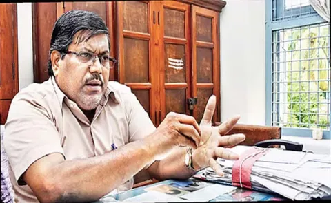 Prof Parthiban spends 90% of his salary on studies He Has 150 Pluse Degrees