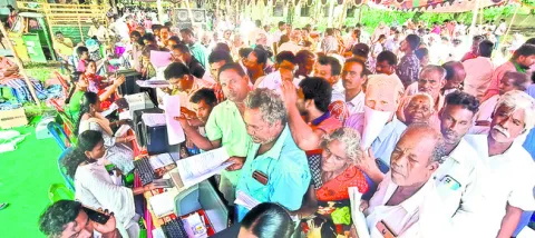 మీతో స్టాలిన్కు పోటెత్తిన జనం