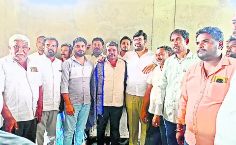 కార్యకర్తలే వైఎస్సార్ సీపీకి బలం