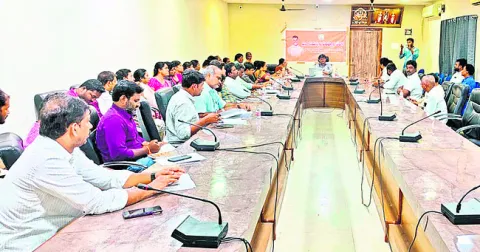 శ్రీవారి దర్శనానికి 12 గంటలు