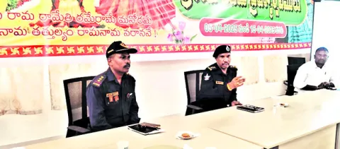 ఉగ్ర దాడులను సమిష్టిగా ఎదుర్కొందాం