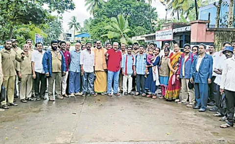 Andhra Pradesh RTC unions protest