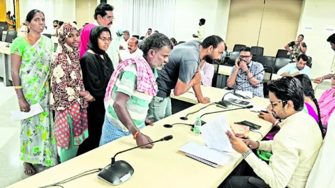 పట్టించుకునేవారేరి ?