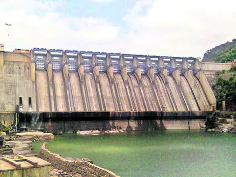 శ్రీశైలం డ్యాం గేట్ల మూసివేత