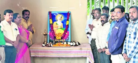 భూ భారతి దరఖాస్తులు పెండింగ్లో ఉండొద్దు