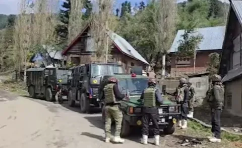 Two Army Jawans Missing During Search Operation In Kashmir5