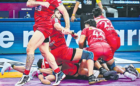 Dabang Delhi winning streak continues in the Pro Kabaddi League