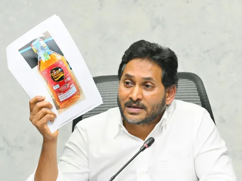 YS Jagan Sensational Press Meet On AP Liquor Scam Photos