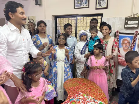 YS Jagan Family Participated In Raja Reddy Jayanthi Celebrations Photos1