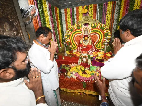 Devotees : Tirupati Gangamma Jatara Festival Photos2