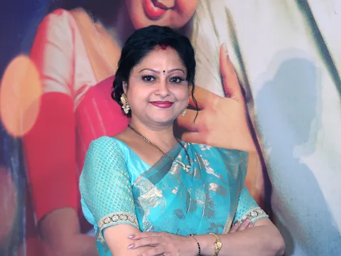 Heroine Raasi At Usuare Movie Song Launch Photos