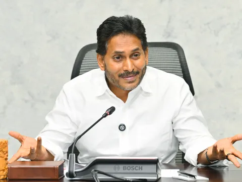 YS Jagan Sensational Press Meet on Pulivendula ZPTC By Election Photos