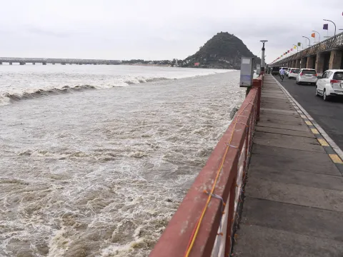 Rising Flood at Prakasam Barrage Photos